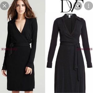 D V F wrap dress. Med.